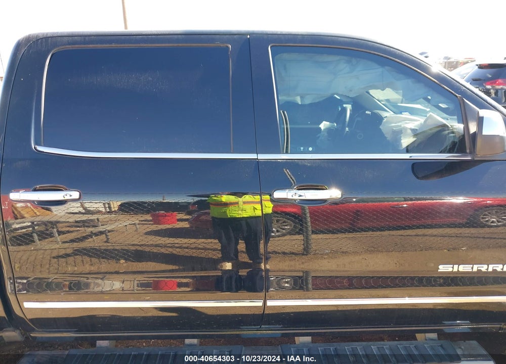 2018 GMC SIERRA 1500 SLT VIN: 3GTP1NEC0JG638290