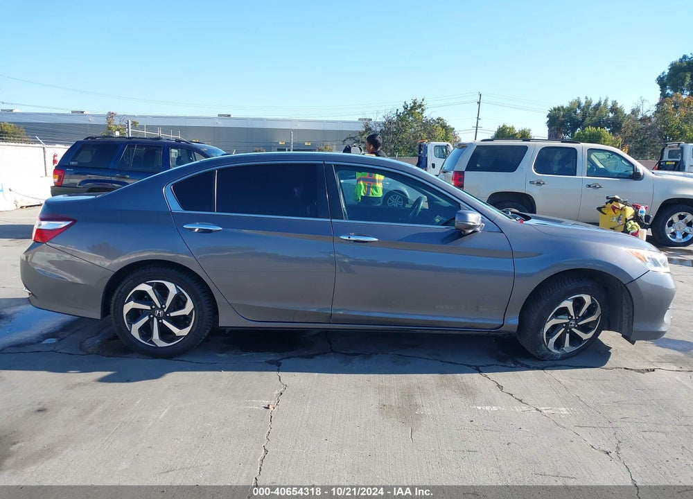 2017 HONDA ACCORD EX VIN: 1HGCR2F75HA068675