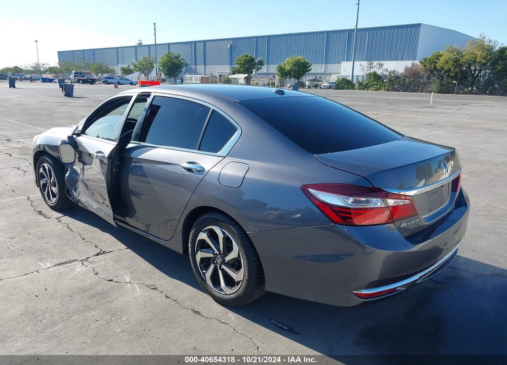 2017 HONDA ACCORD EX VIN: 1HGCR2F75HA068675