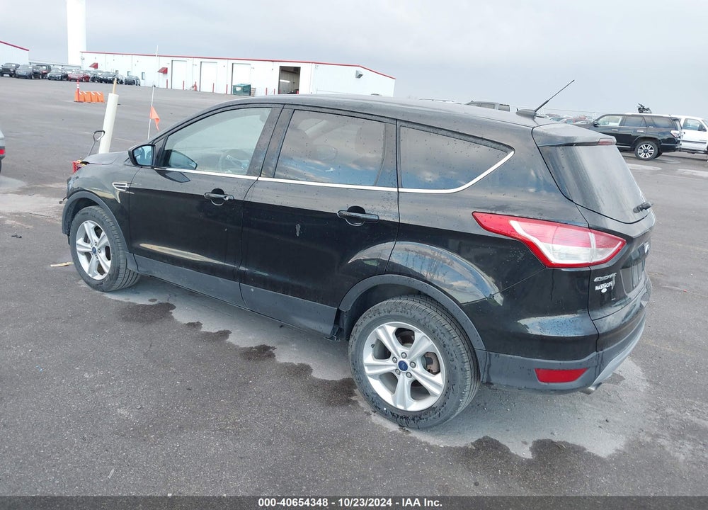 2015 FORD ESCAPE SE VIN: 1FMCU9GX0FUA92104