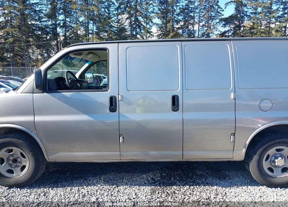 2003 CHEVROLET EXPRESS VIN: 1GCEG15X331116370