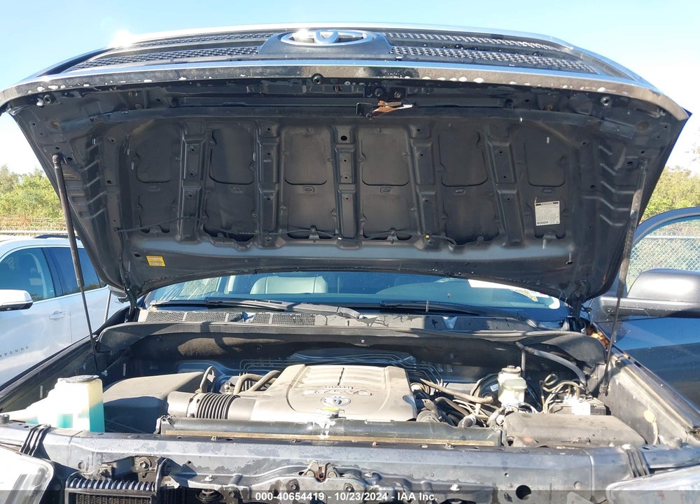 2010 TOYOTA TUNDRA GRADE 5.7L V8 VIN: 5TFUY5F1XAX099572