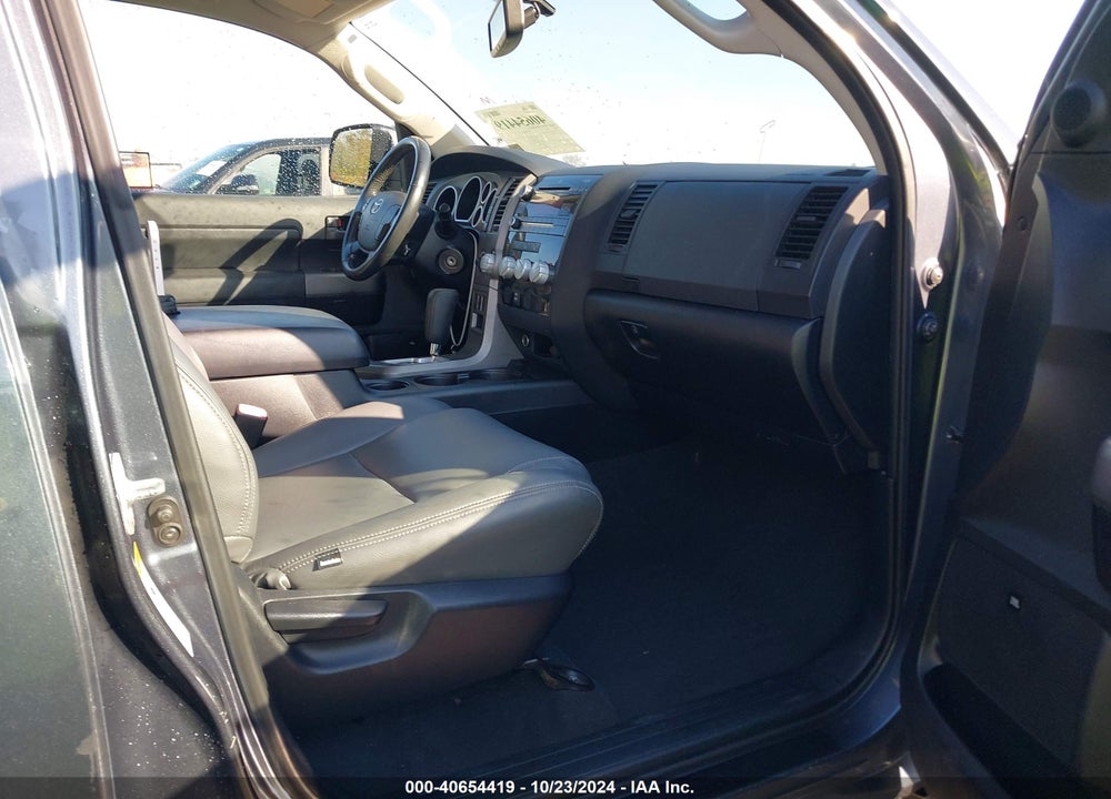 2010 TOYOTA TUNDRA GRADE 5.7L V8 VIN: 5TFUY5F1XAX099572