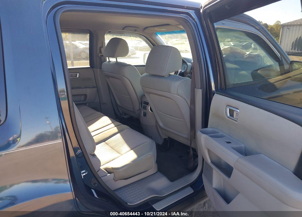 2012 HONDA PILOT EX VIN: 5FNYF4H41CB003303