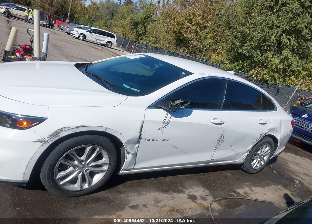 2018 CHEVROLET MALIBU LT VIN: 1G1ZD5ST7JF122071