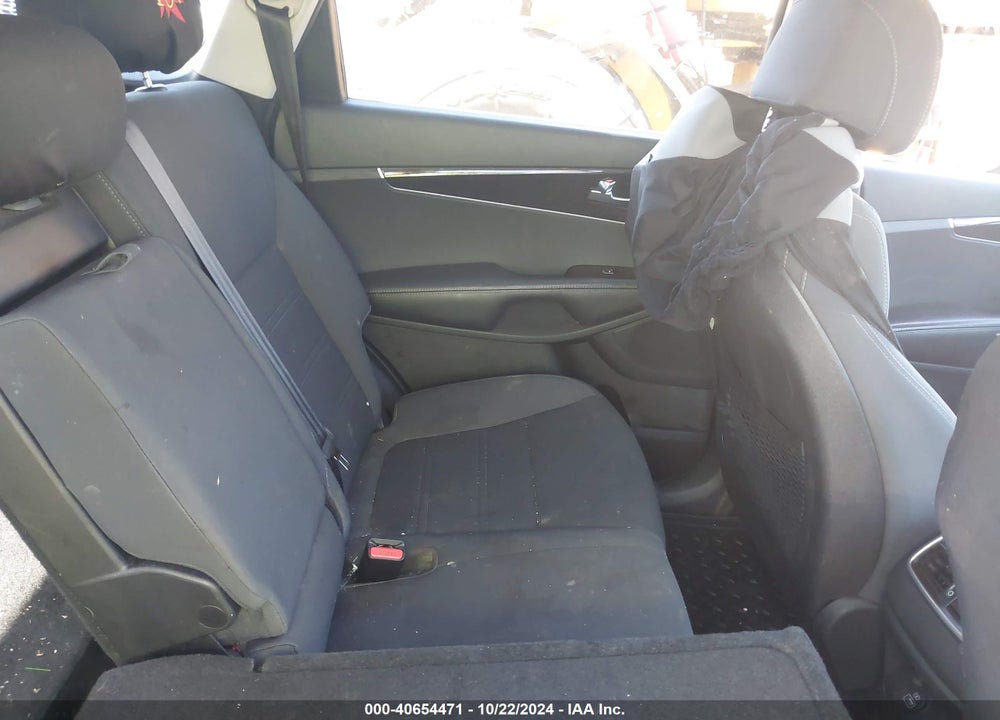 2017 KIA SORENTO 2.4L LX VIN: 5XYPG4A36HG209713