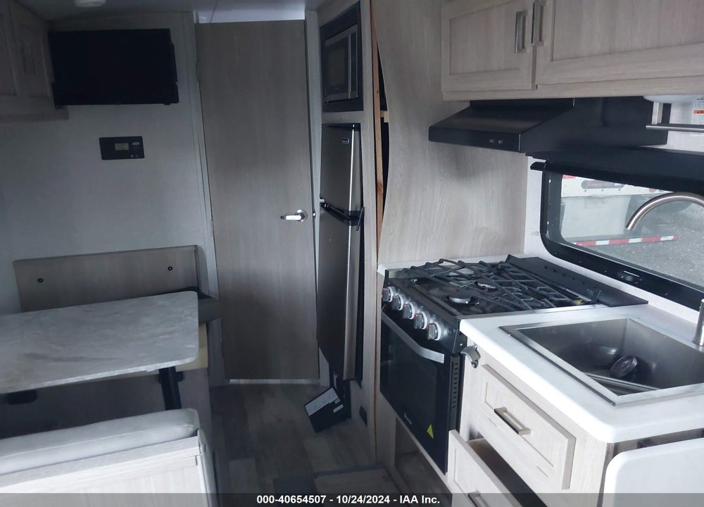 2022 FOREST RIVER ROCKWOOD GEO PRO TRAVEL TRAILER VIN: 5ZT2RSHC3N3022152