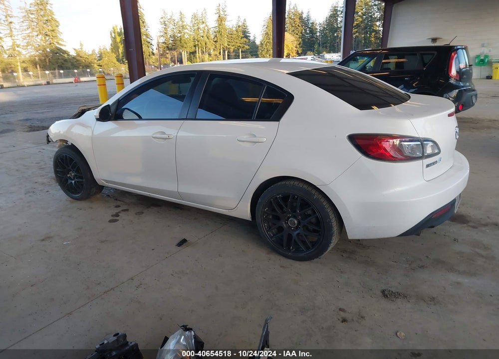 2011 MAZDA 3 I SPORT VIN: JM1BL1UG2B1431952