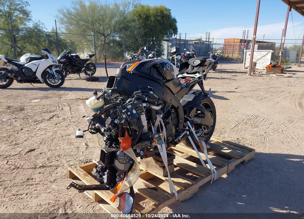 2020 YAMAHA YZFR6 VIN: JYARJ28EXLA007399
