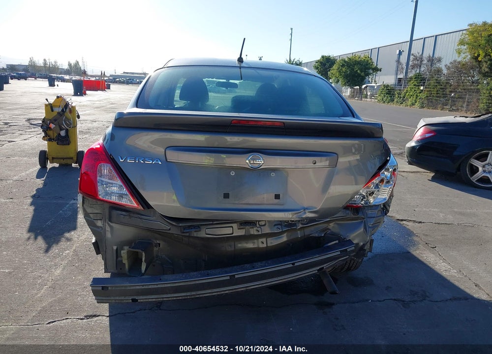 2018 NISSAN VERSA VIN: 3N1CN7AP7JL810204