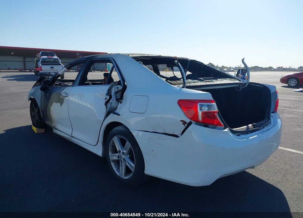 2013 TOYOTA CAMRY SE VIN: 4T1BF1FK7DU211132