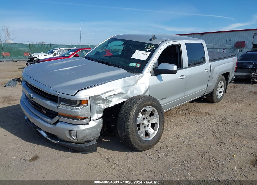 2017 CHEVROLET SILVERADO 1500 2LT VIN: 3GCUKREC6HG504482