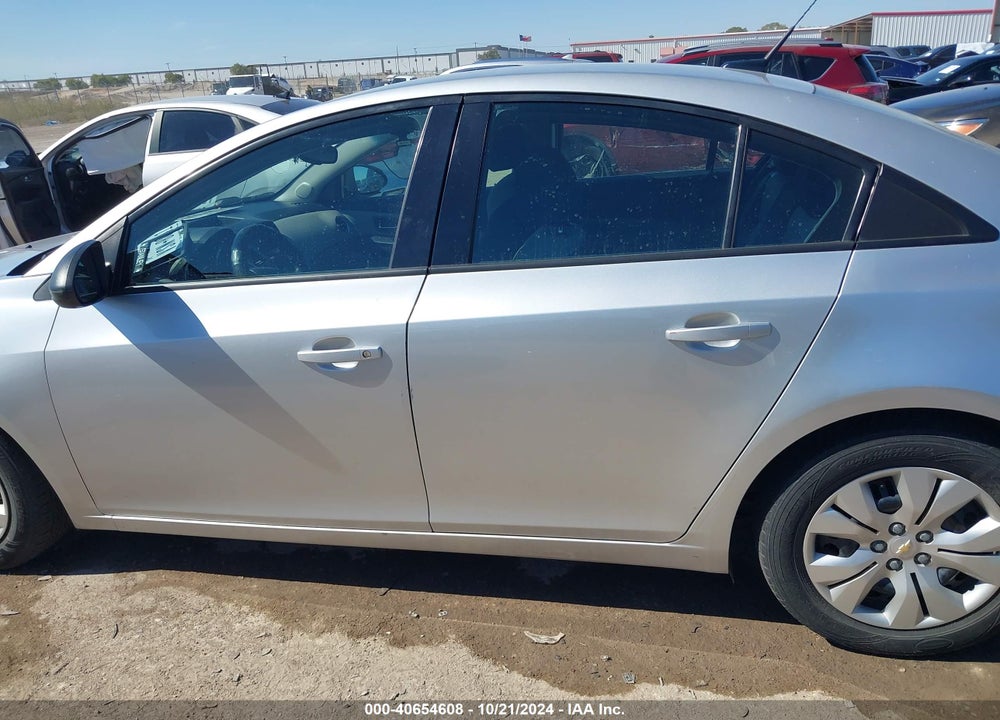 2014 CHEVROLET CRUZE VIN: 1G1PA5SH8E7463233