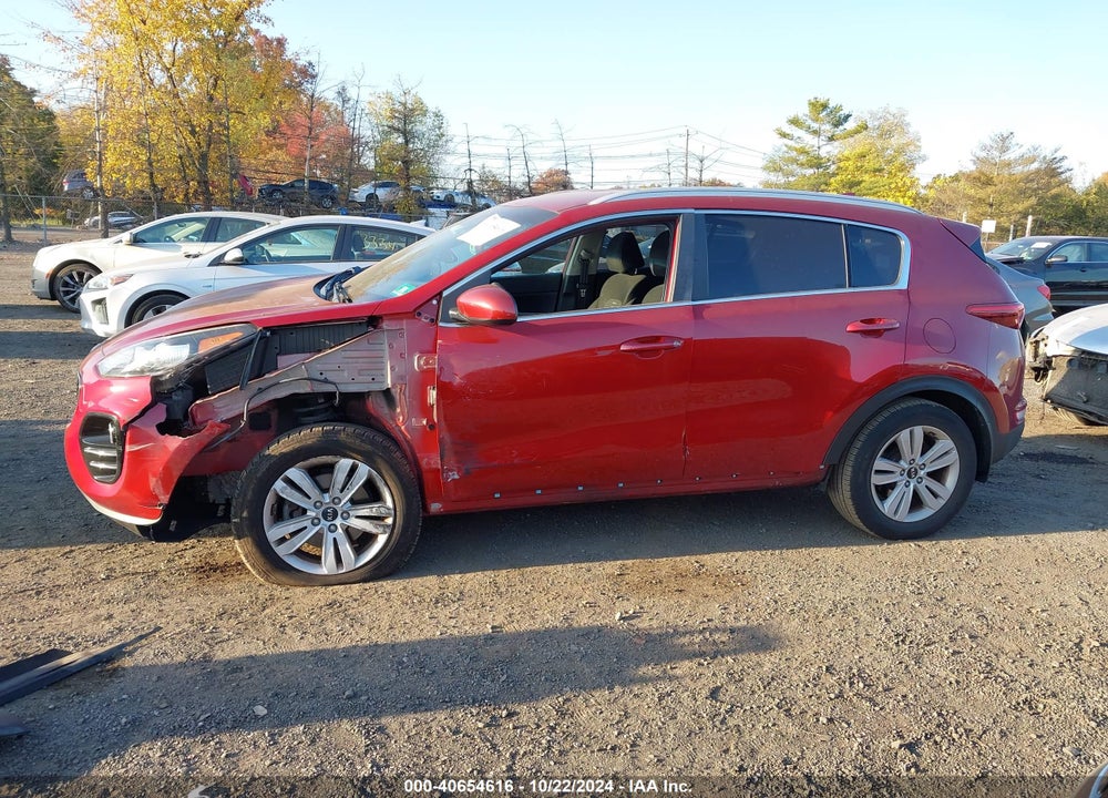 2018 KIA SPORTAGE LX VIN: KNDPMCAC2J7374311