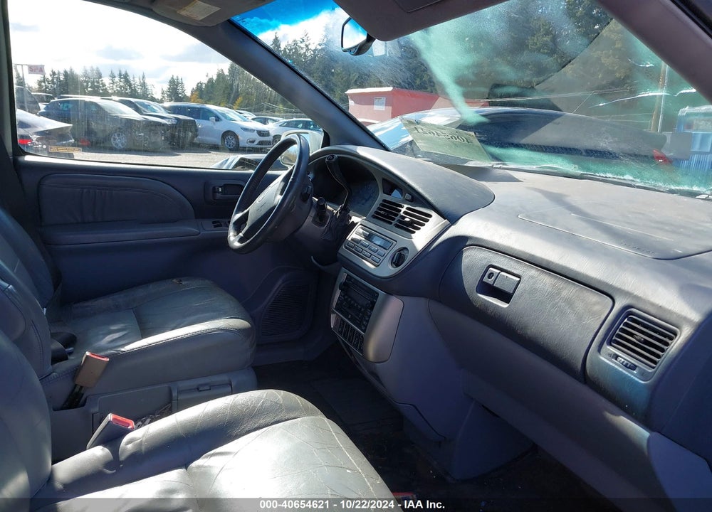 2002 TOYOTA SIENNA VIN: 4T3ZF13C42U432817