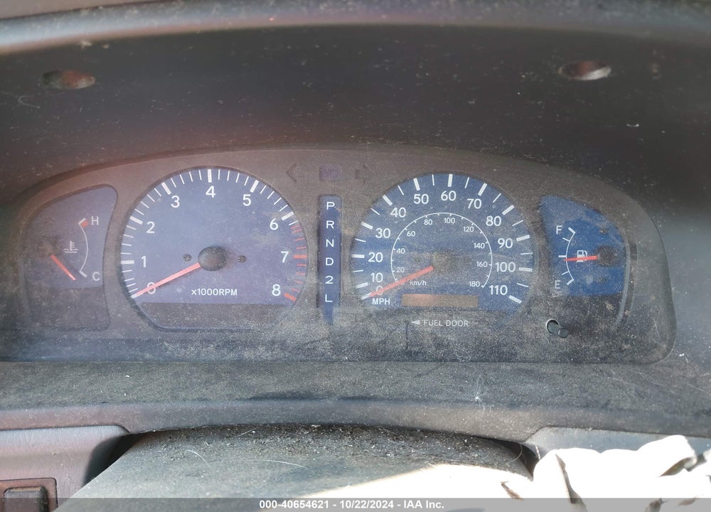 2002 TOYOTA SIENNA VIN: 4T3ZF13C42U432817