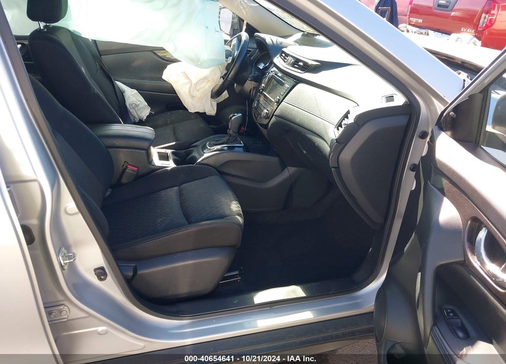 2019 NISSAN ROGUE SV VIN: JN8AT2MV8KW394722