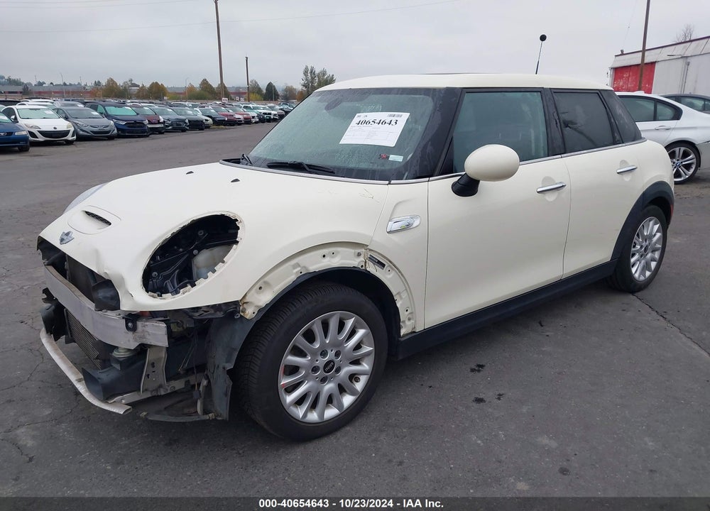 2015 MINI HARDTOP COOPER S VIN: WMWXU3C51F2B59375