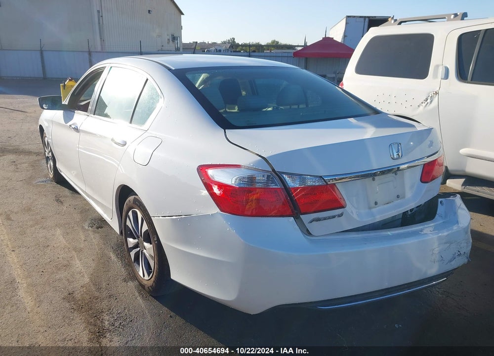 2015 HONDA ACCORD LX VIN: 1HGCR2F38FA123890