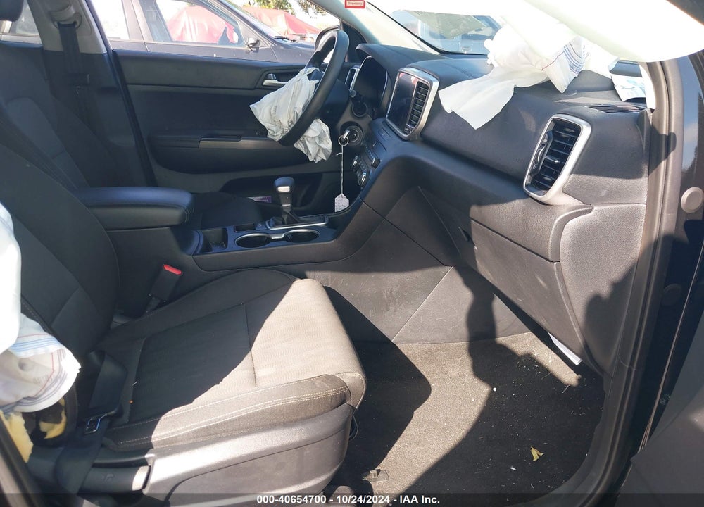 2021 KIA SPORTAGE LX VIN: KNDPM3AC9M7942137