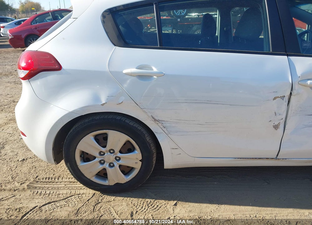 2016 KIA FORTE LX VIN: KNAFK5A87G5583621