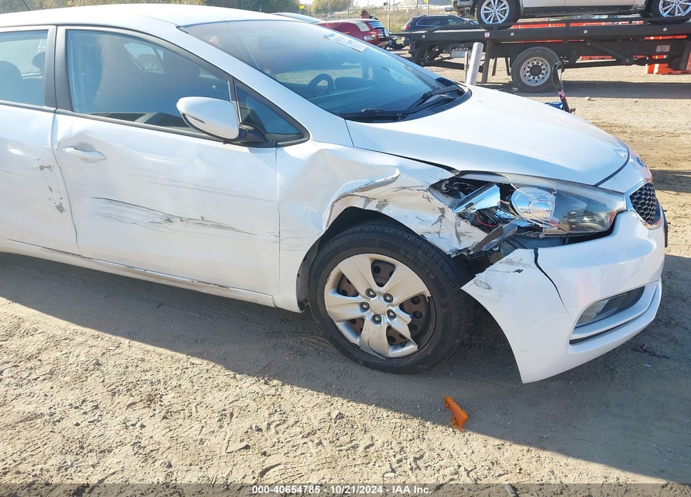 2016 KIA FORTE LX VIN: KNAFK5A87G5583621