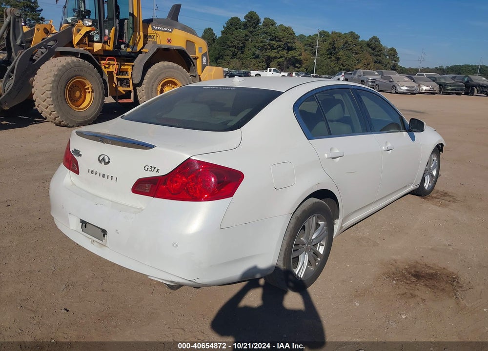 2013 INFINITI G37X VIN: JN1CV6AR5DM758111