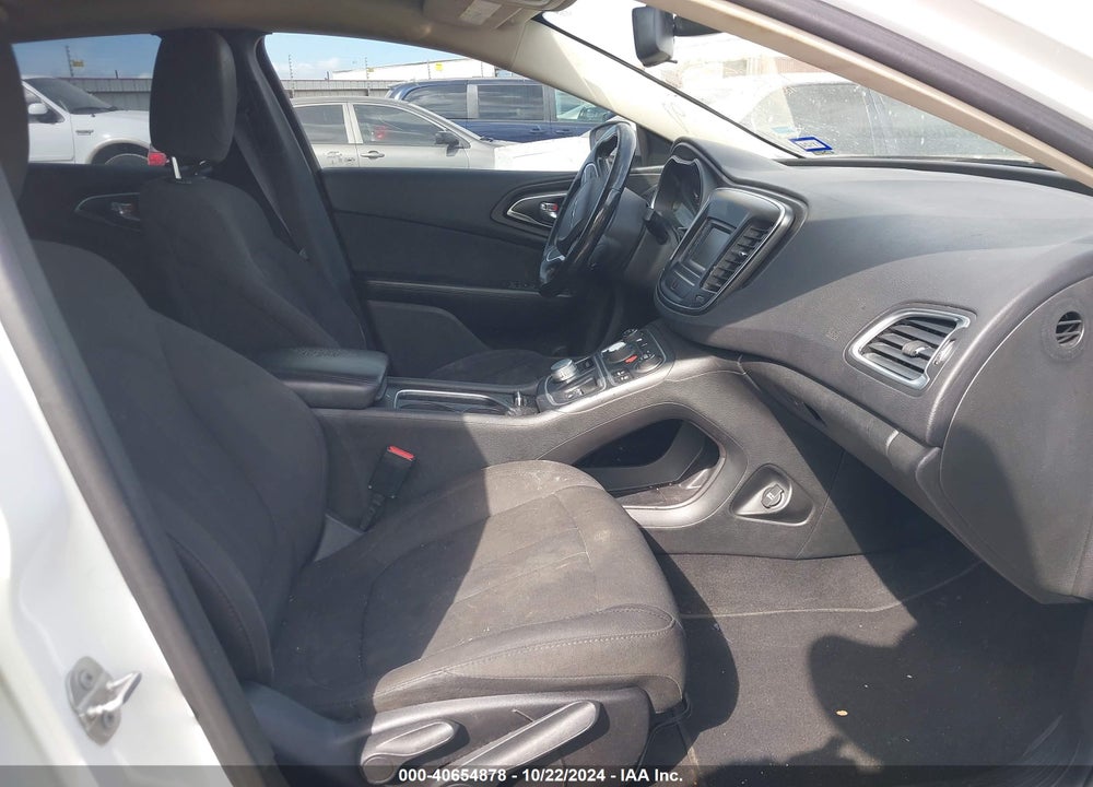 2016 CHRYSLER 200 LIMITED VIN: 1C3CCCAB6GN126967