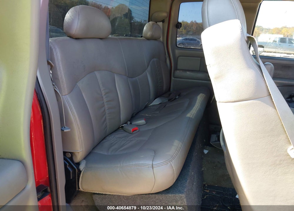 2001 CHEVROLET SILVERADO 1500 LT VIN: 1GCEK19T61E262256