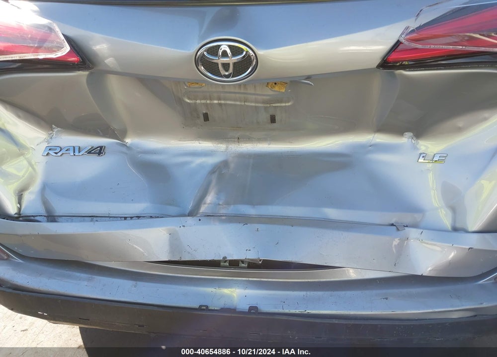 2018 TOYOTA RAV4 LE VIN: JTMZFREV1JJ187839