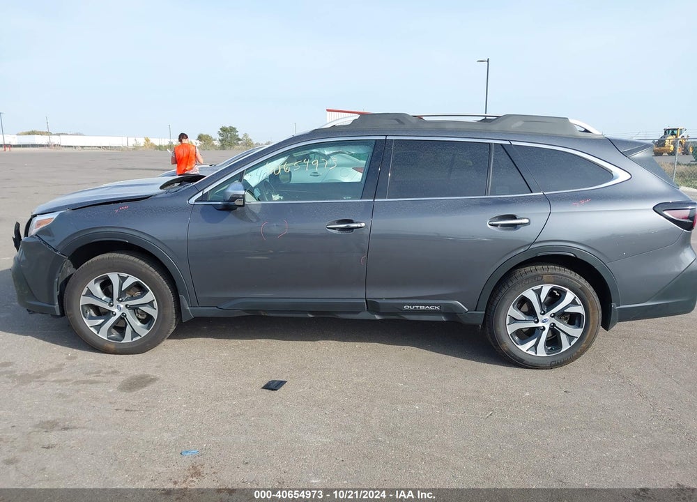 2020 SUBARU OUTBACK TOURING XT VIN: 4S4BTGPDXL3258428