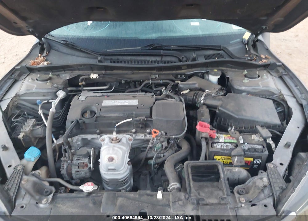 2015 HONDA ACCORD LX VIN: 1HGCR2F32FA236833