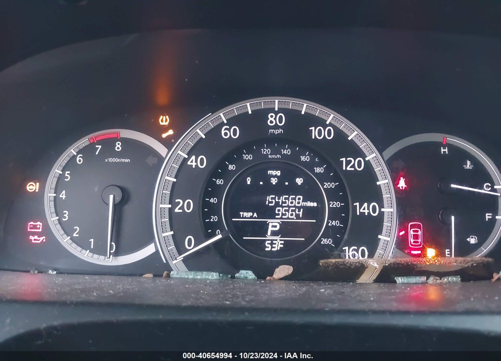 2015 HONDA ACCORD LX VIN: 1HGCR2F32FA236833