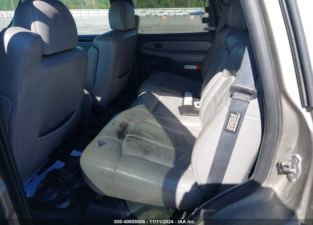 2001 CHEVROLET TAHOE LT VIN: 1GNEK13T01R101118