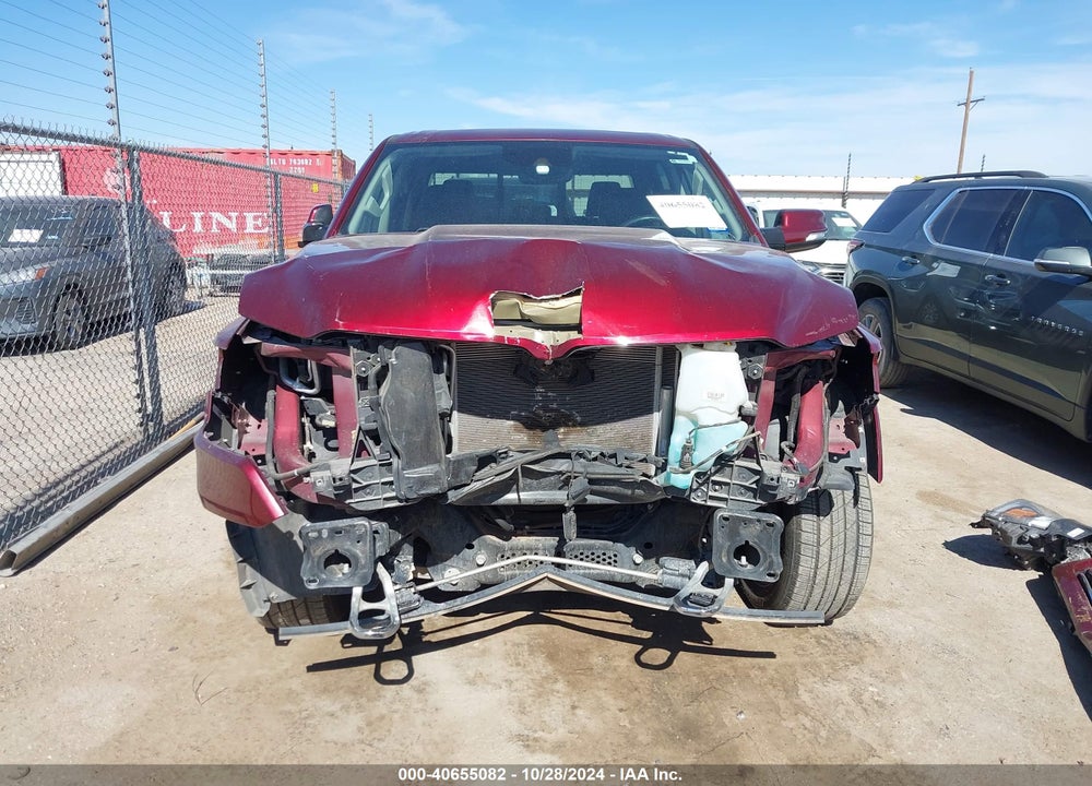 2022 RAM 1500 VIN: 1C6RREJT8NN301992