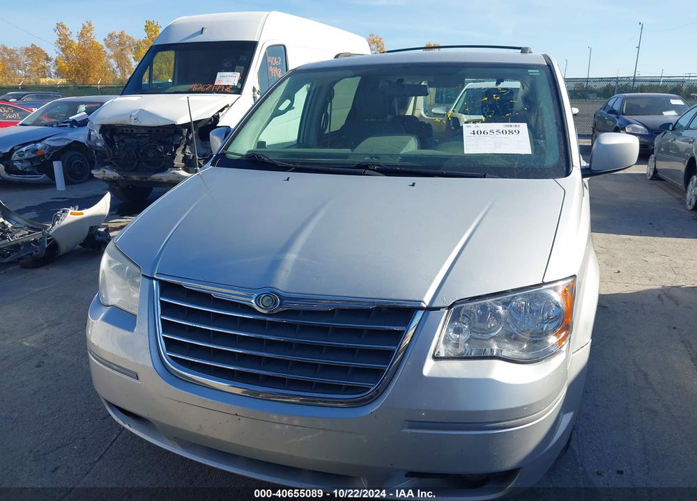 2010 CHRYSLER TOWN & COUNTRY TOURING VIN: 2A4RR5D13AR137092