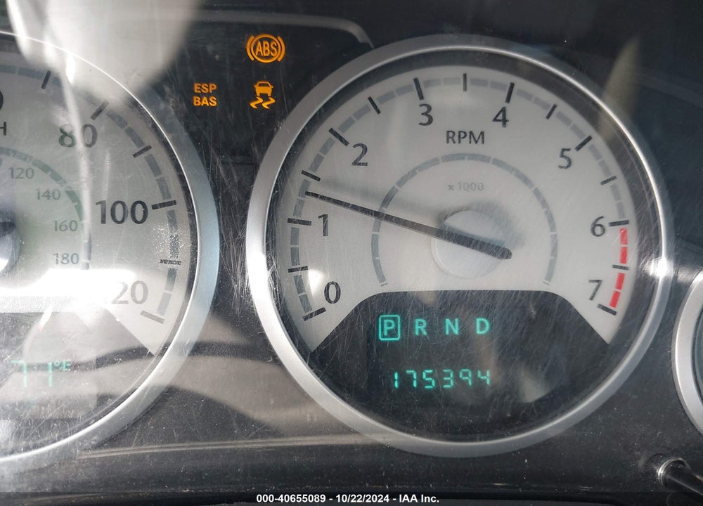 2010 CHRYSLER TOWN & COUNTRY TOURING VIN: 2A4RR5D13AR137092