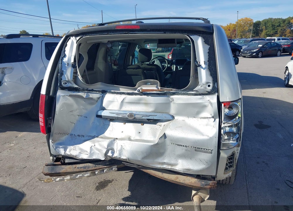 2010 CHRYSLER TOWN & COUNTRY TOURING VIN: 2A4RR5D13AR137092