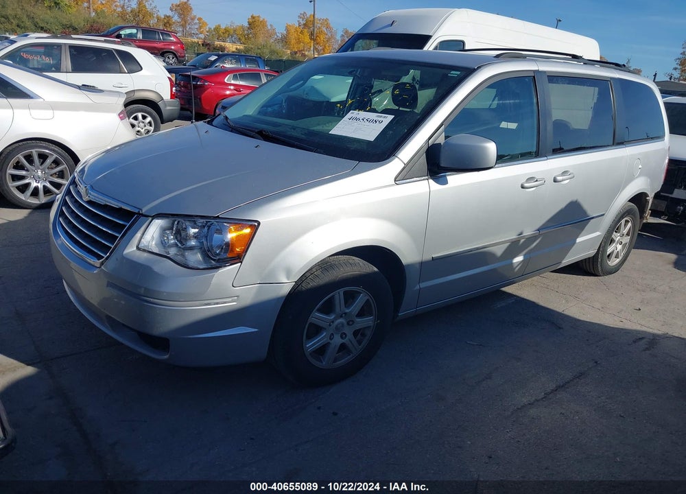2010 CHRYSLER TOWN & COUNTRY TOURING VIN: 2A4RR5D13AR137092
