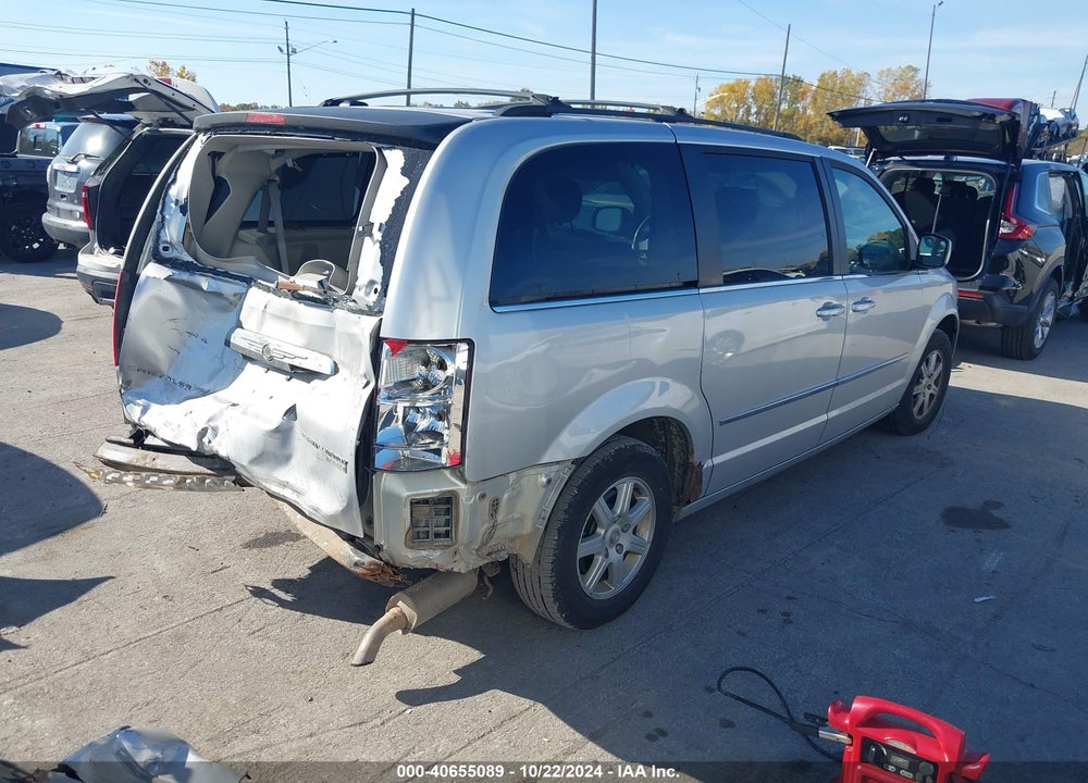 2010 CHRYSLER TOWN & COUNTRY TOURING VIN: 2A4RR5D13AR137092