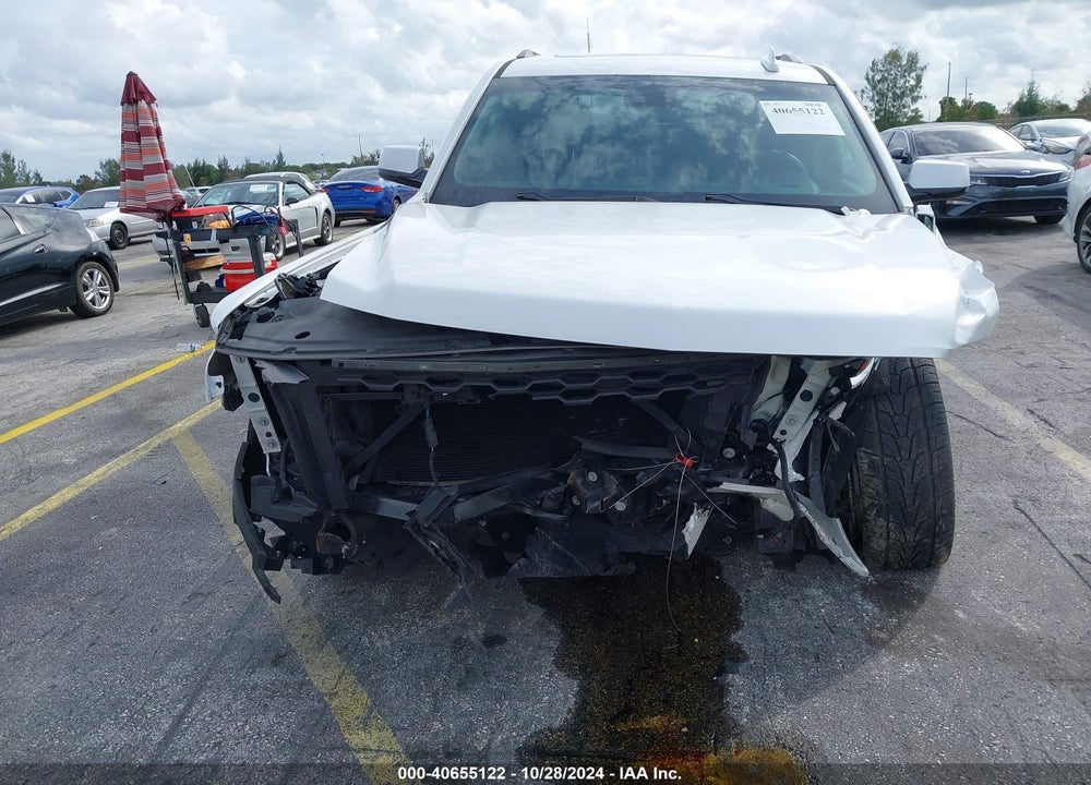 2018 CHEVROLET TAHOE LT VIN: 1GNSCBKC7JR290812