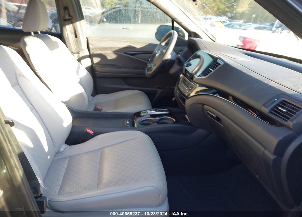 2019 HONDA PASSPORT ELITE VIN: 5FNYF8H02KB008447