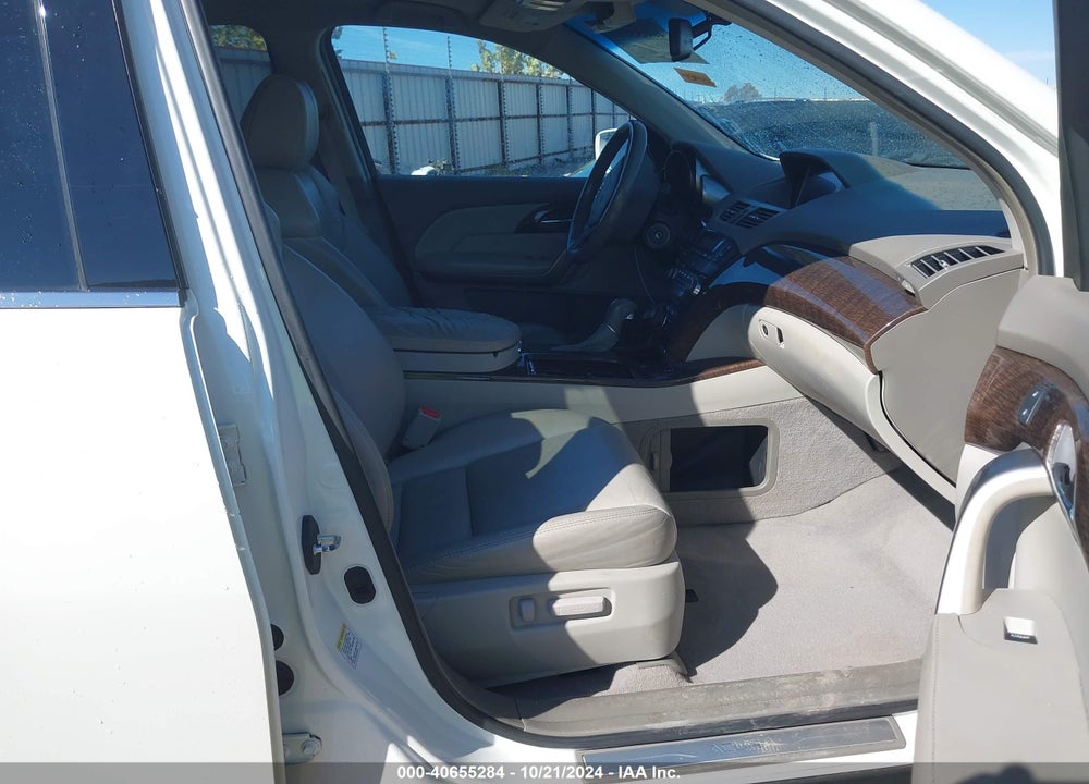 2011 ACURA MDX TECHNOLOGY PACKAGE VIN: 2HNYD2H65BH503639