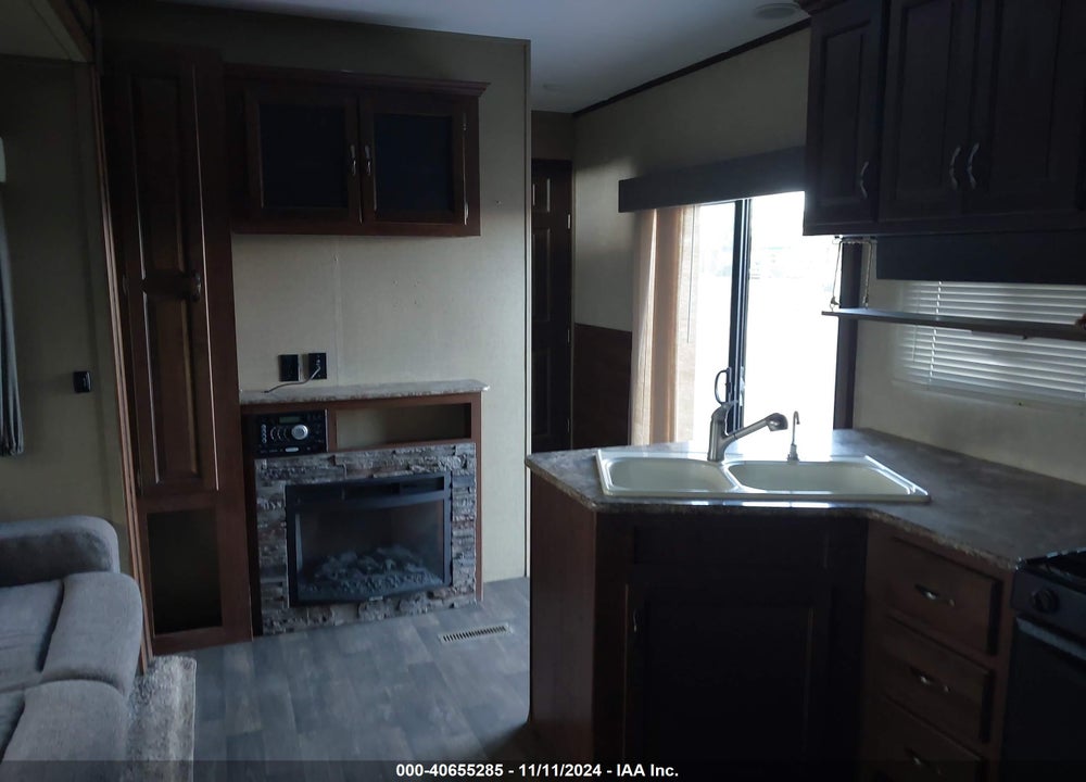 2016 KEYSTONE RV RETREAT TRAVEL TRAILER VIN: 4YDT39D22GW260358