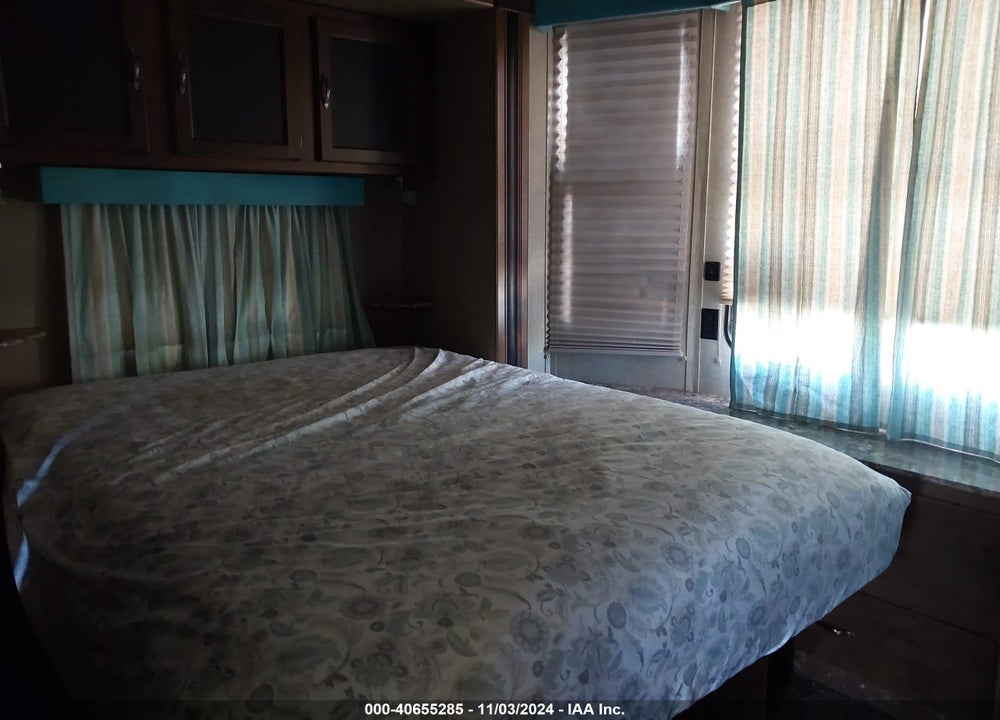 2016 KEYSTONE RV RETREAT TRAVEL TRAILER VIN: 4YDT39D22GW260358