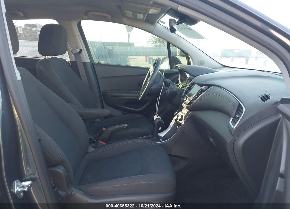 2022 CHEVROLET TRAX AWD LS VIN: KL7CJNSM1NB542904