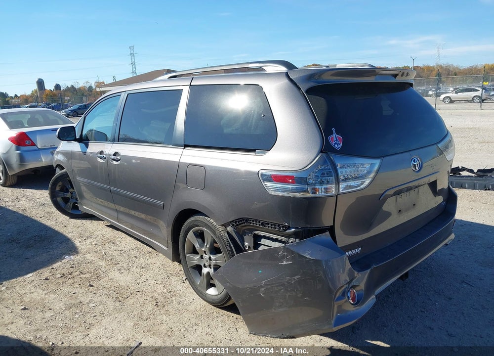 2016 TOYOTA SIENNA SE VIN: 5TDXK3DC4GS749454