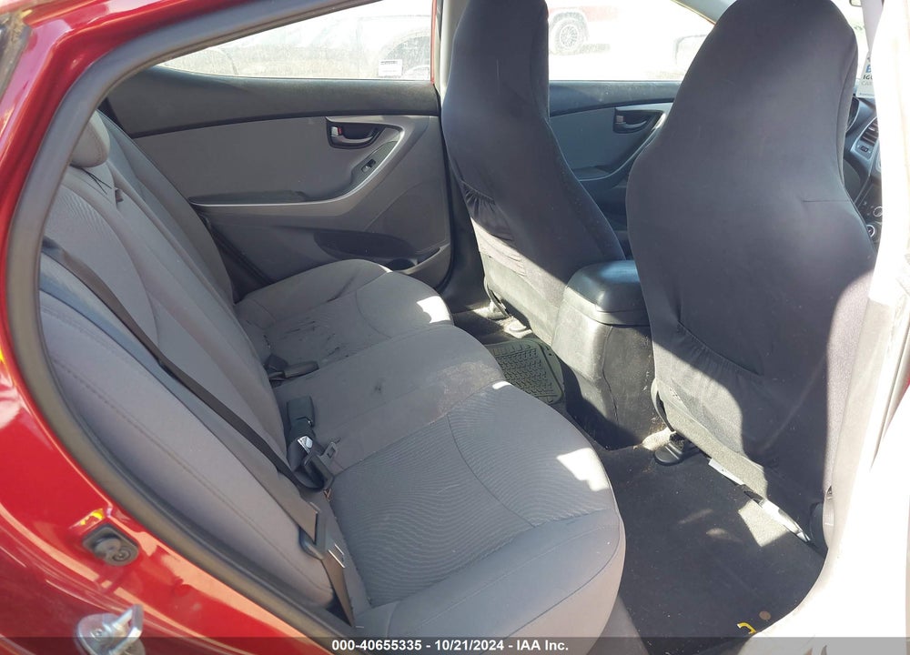 2014 HYUNDAI ELANTRA VIN: 5NPDH4AE7EH480754