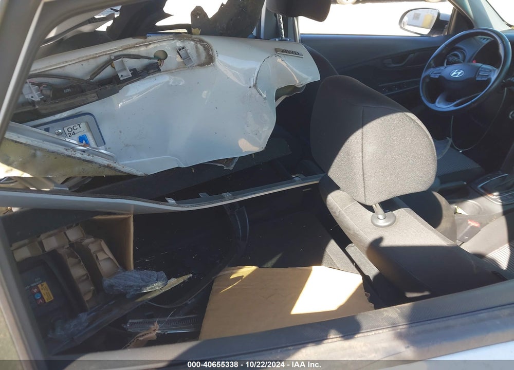 2018 HYUNDAI KONA SEL VIN: KM8K2CAAXJU146990