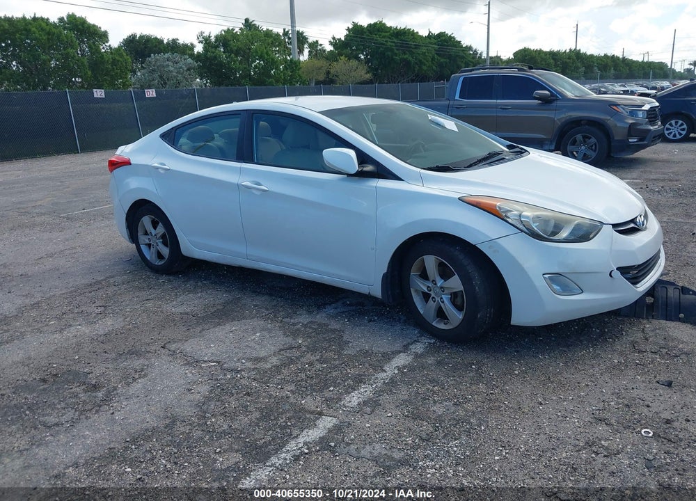 2013 HYUNDAI ELANTRA GLS VIN: 5NPDH4AE3DH284549